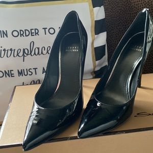 Black Patent Leather 4” Stuart Weiztman Pumps Sz 8